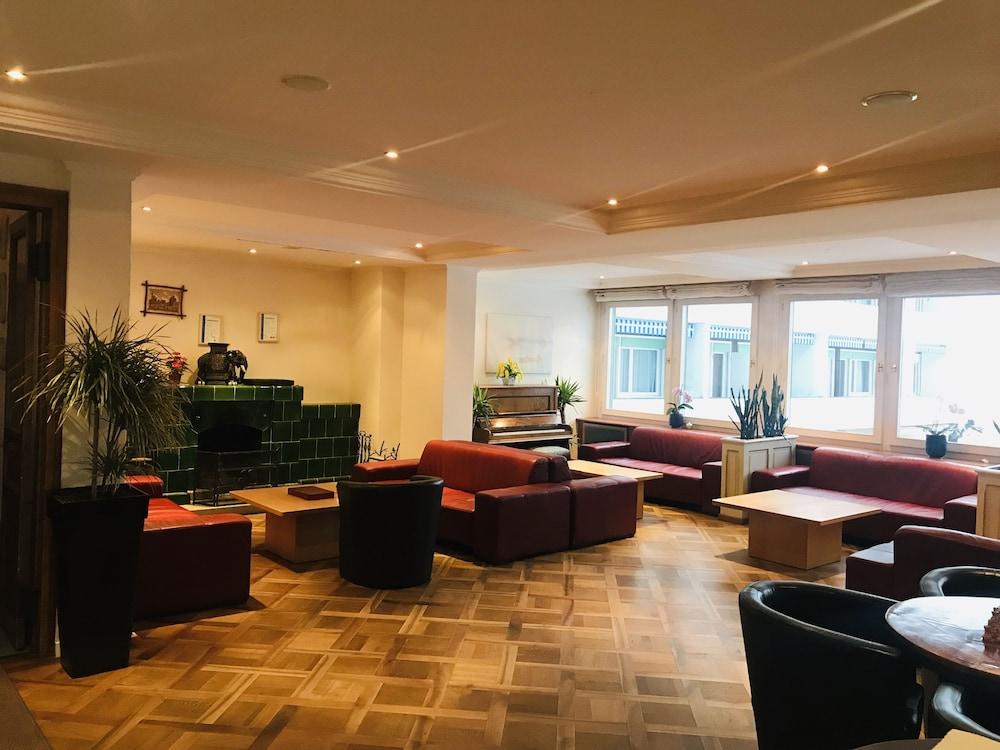 Park Hotel Bellevue Lenk