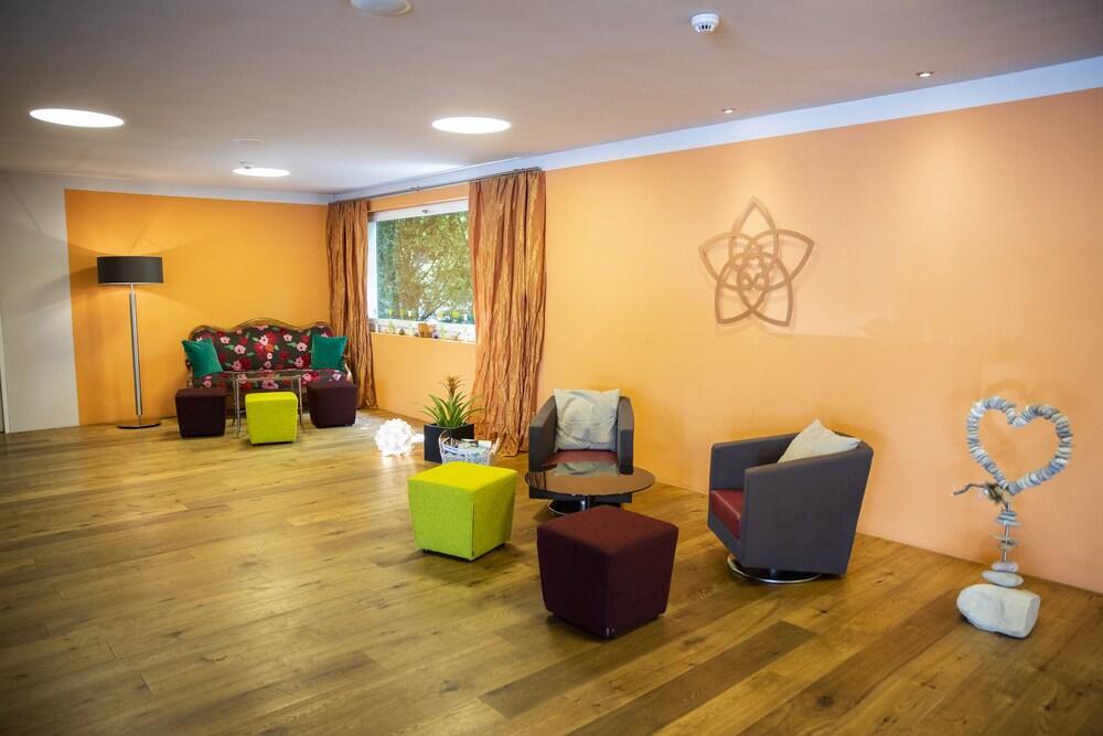 Hotel Ochsen & Lodge