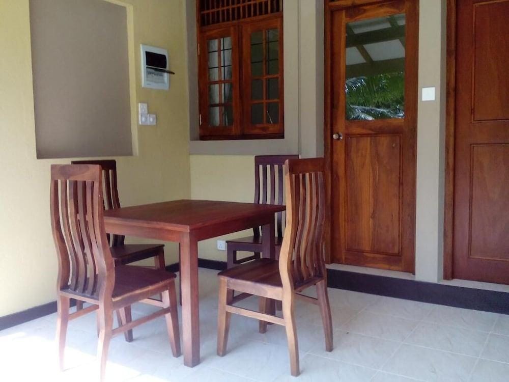 The Lake View Bungalow Yala