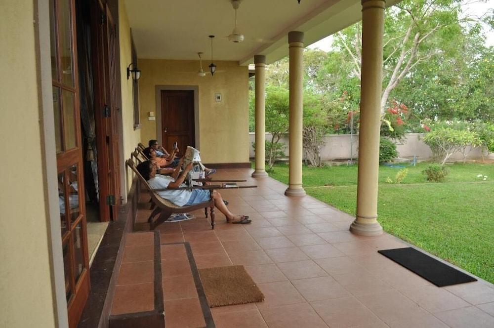 The Lake View Bungalow Yala