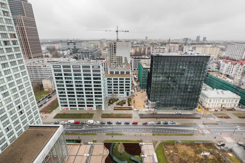 Green Wood Apartments Platinum Towers