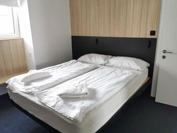 Cha Cha Rooms