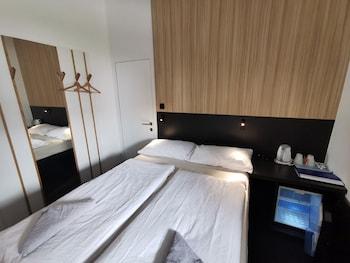 Cha Cha Rooms