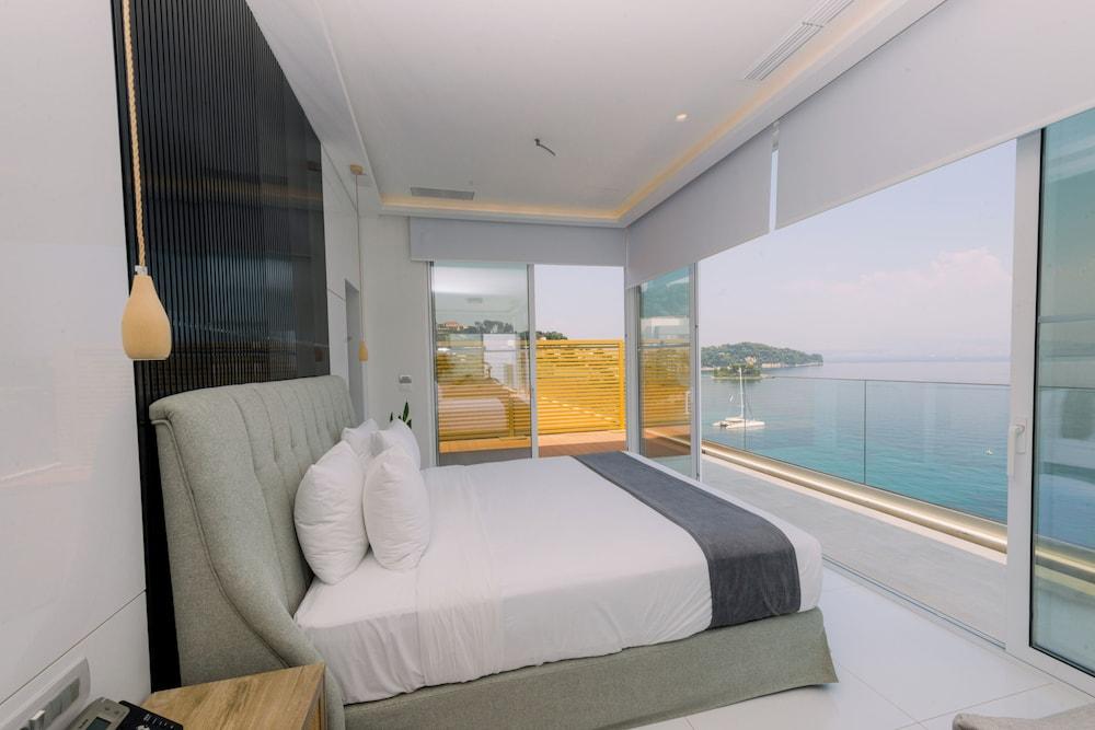 Ray Hotel Corfu