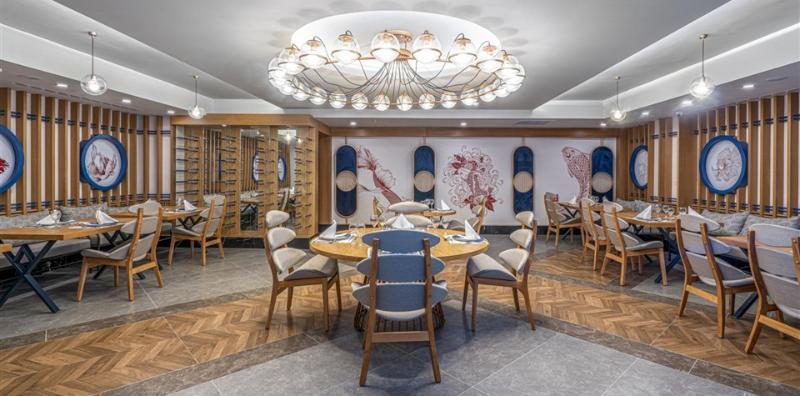 Diamond De Luxe Hotel & Spa