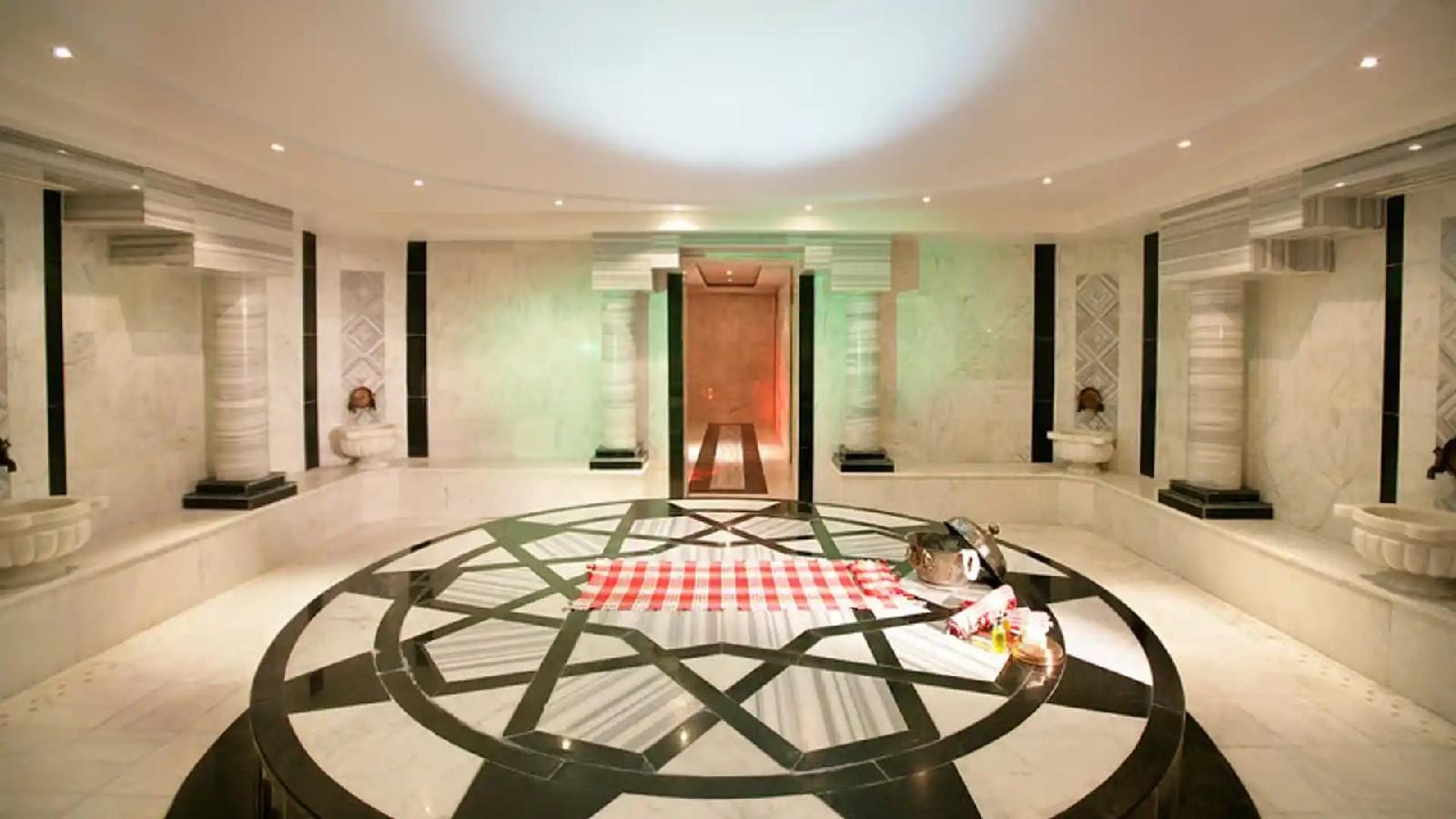 Dream World Palace