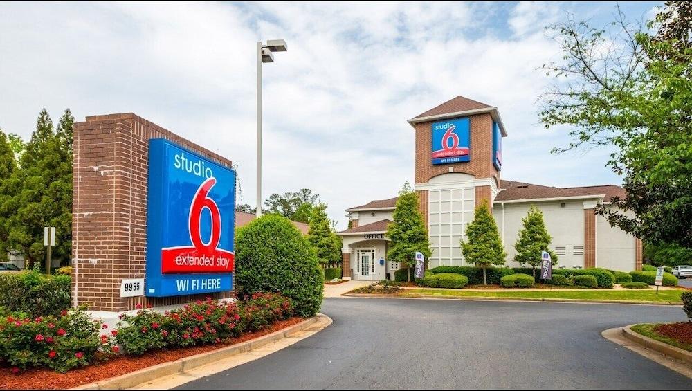 Studio 6 Atlanta Roswell