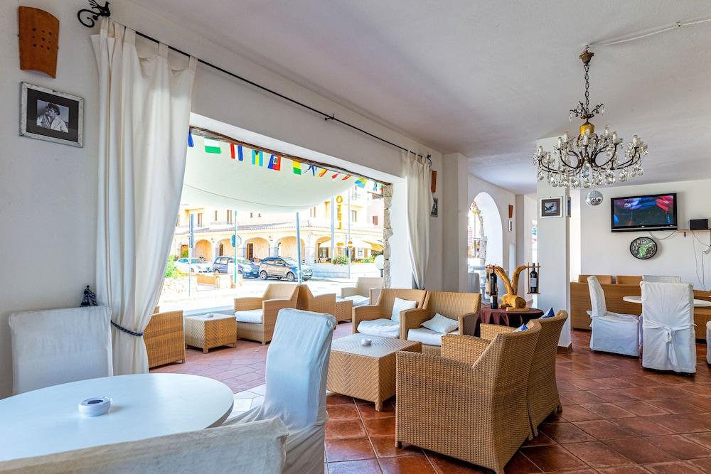 Hotel il Faro di Molara
