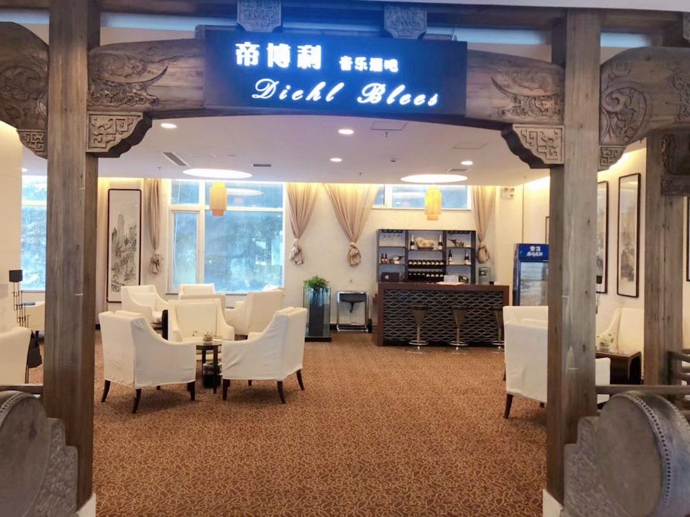 Sinotrans Huangshan Jianguo Ho