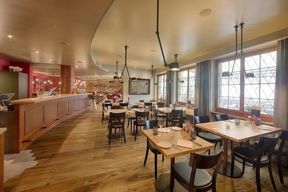 Hotel Ochsen & Lodge