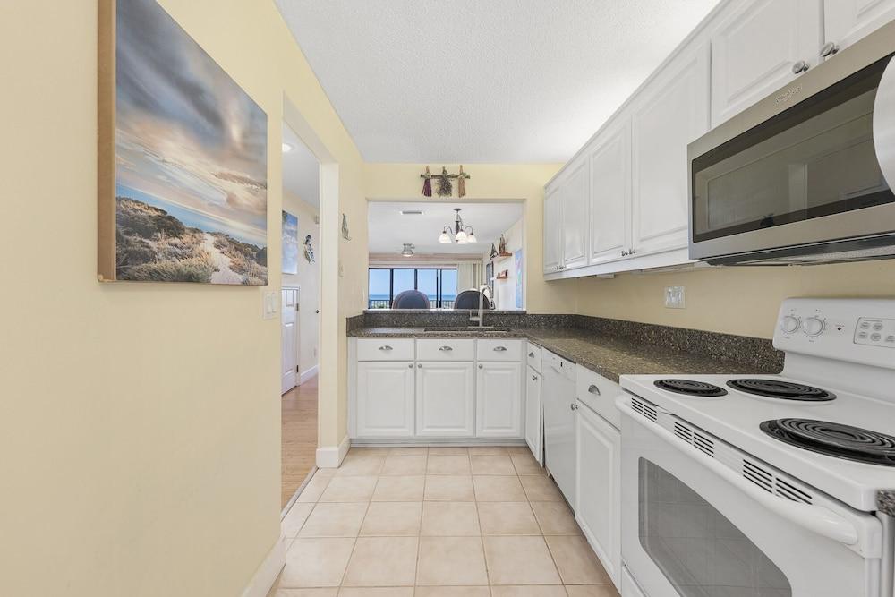 Sea Place Condominiums