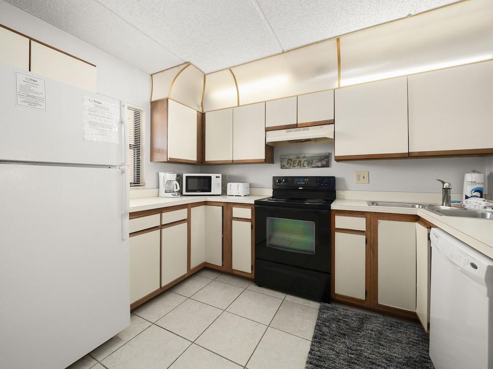 Sea Place Condominiums