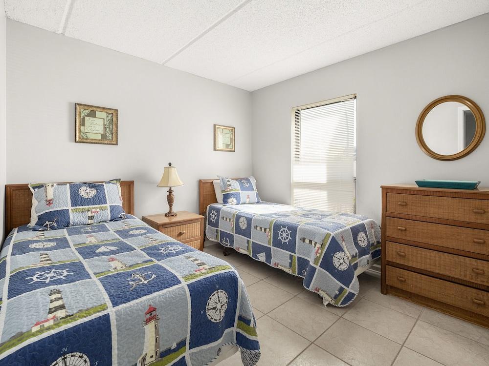 Sea Place Condominiums