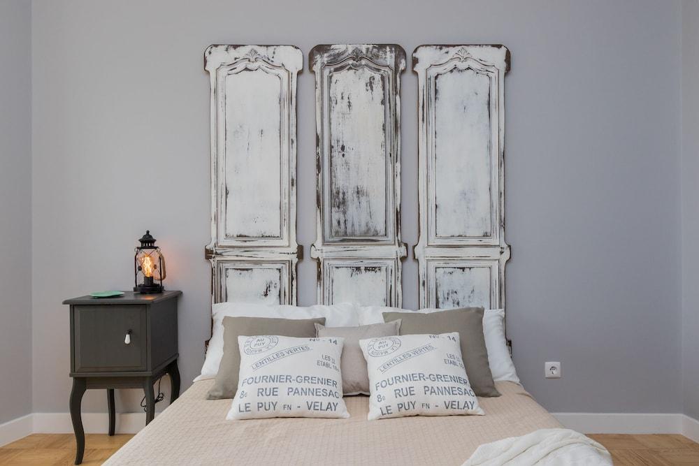 Bed and Breakfast Lisbon Airport Hostel