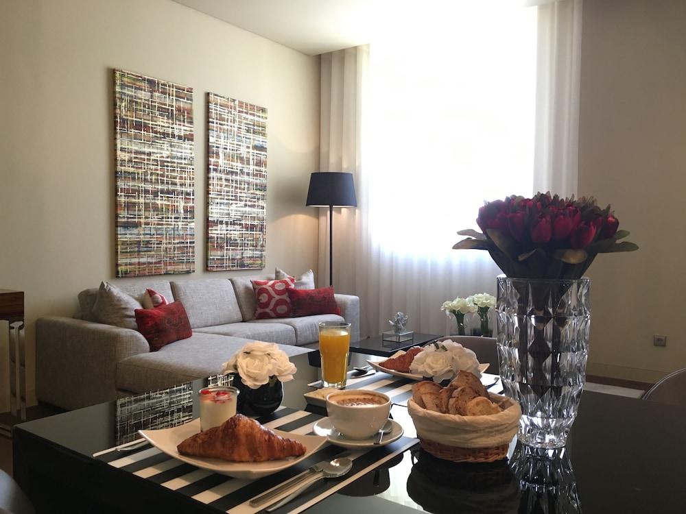 8 Building by Finestay