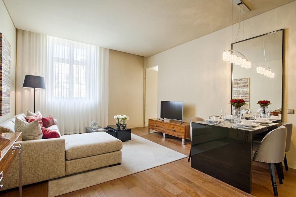 8 Building by Finestay