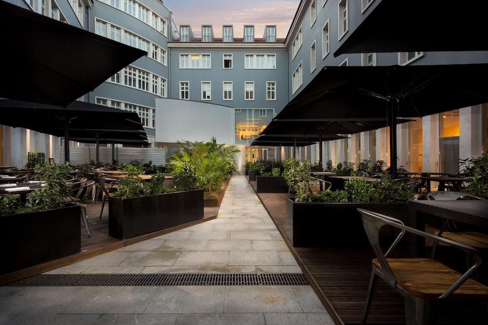 8 Building by Finestay
