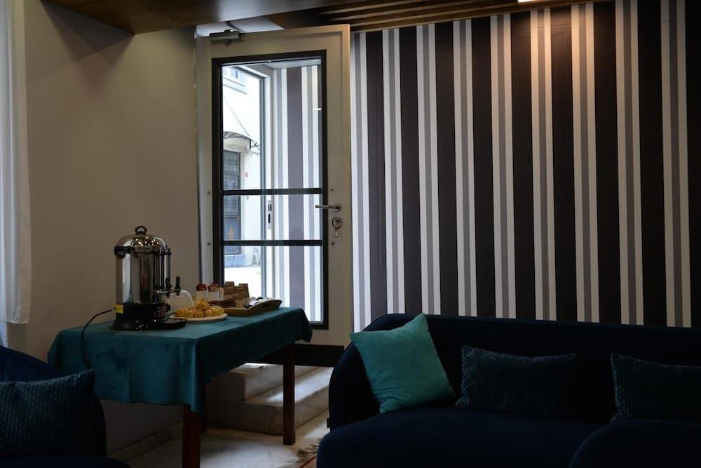 Basilissis Hotel