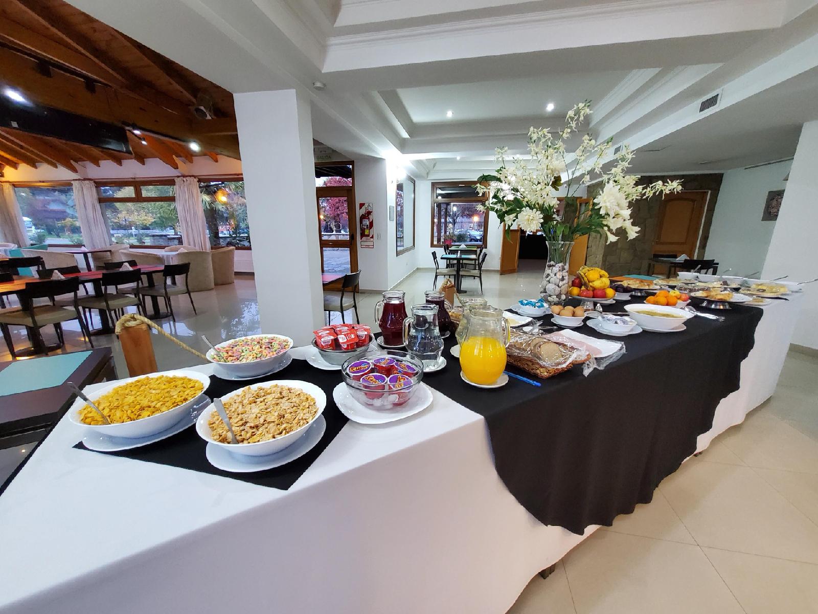 Cumbres Hotel