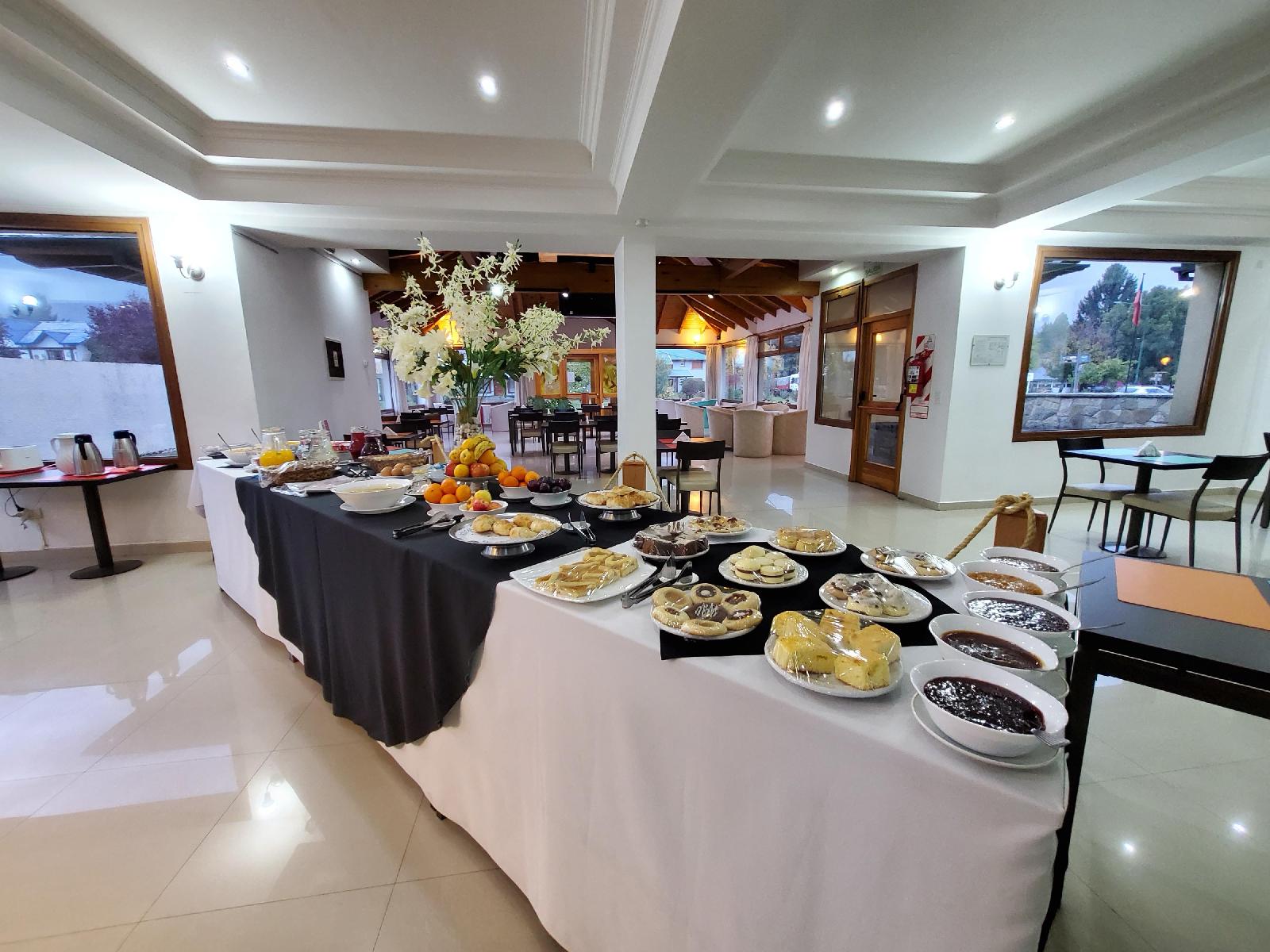 Cumbres Hotel