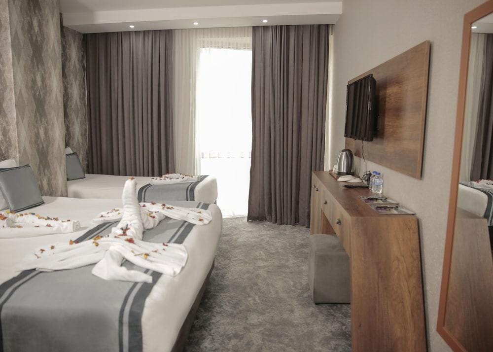 Istanbul Airport Express Hotel