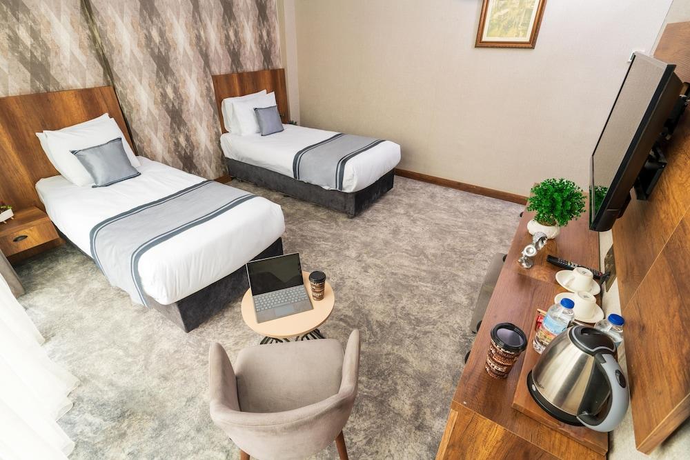 Istanbul Airport Express Hotel