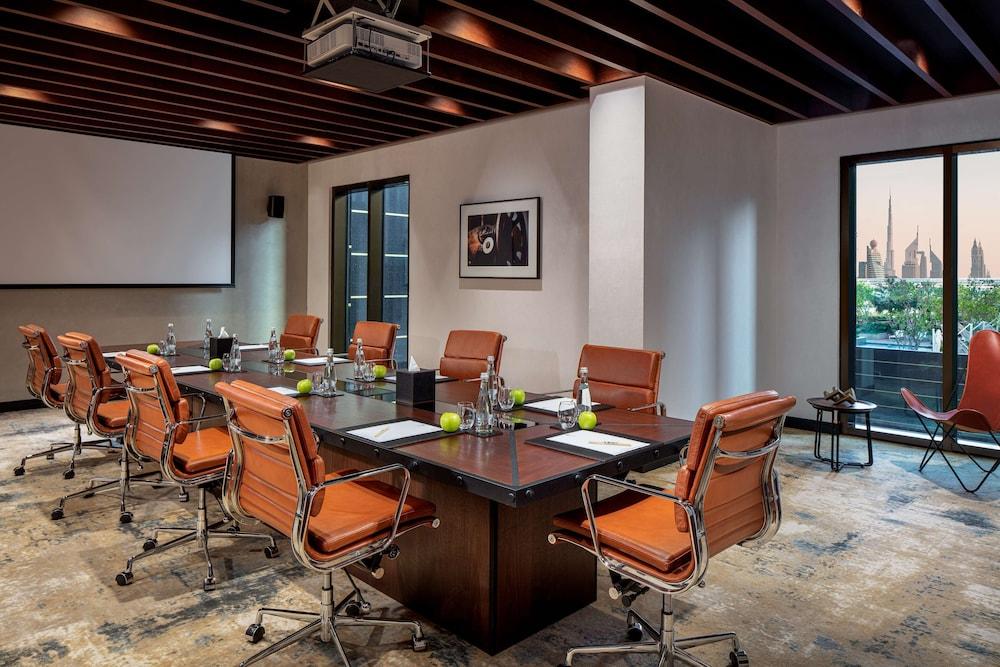 DoubleTree by Hilton Dubai M square Hotel & Residences