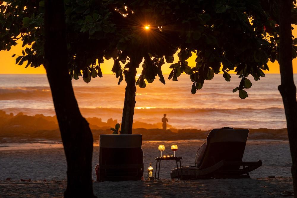Nantipa - A Tico Beach Experience