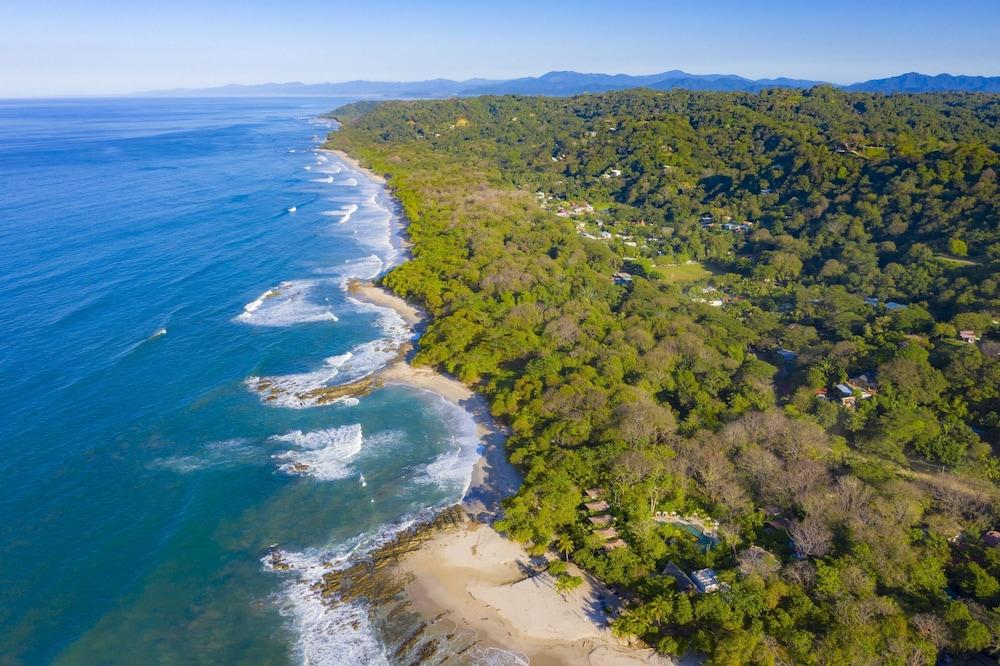 Nantipa - A Tico Beach Experience