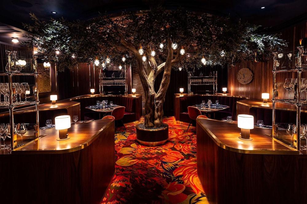 Circa Resort & Casino