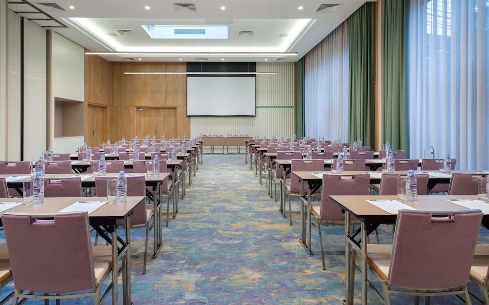 Hampton By Hilton Krasnodar