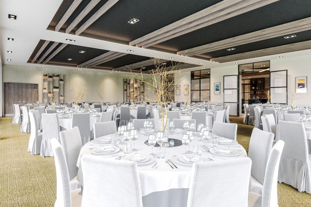 Hilton Garden Inn Snowdonia