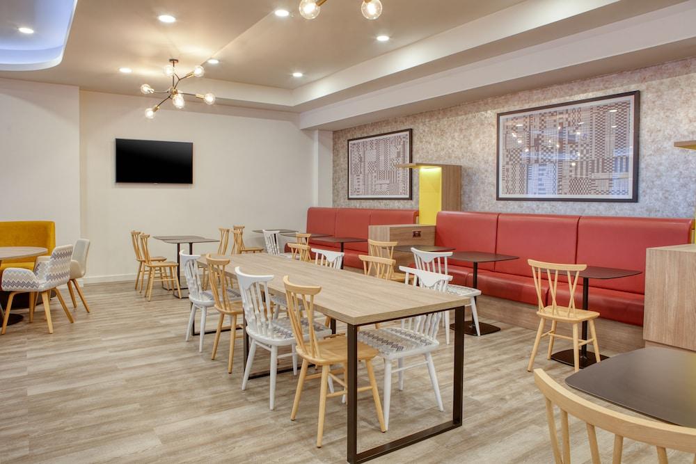 Hampton By Hilton Manchester Norther Qua