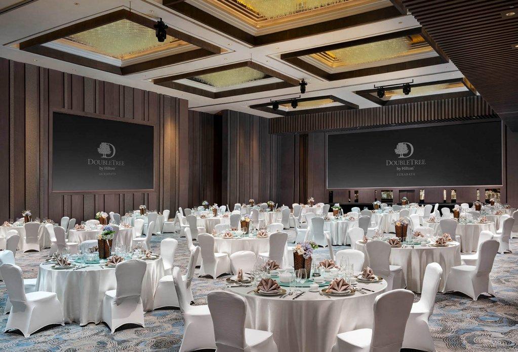 DoubleTree by Hilton Surabaya