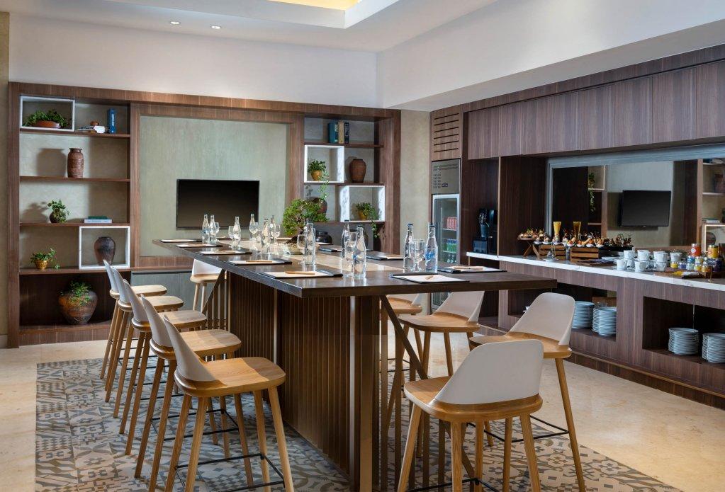 DoubleTree by Hilton Surabaya
