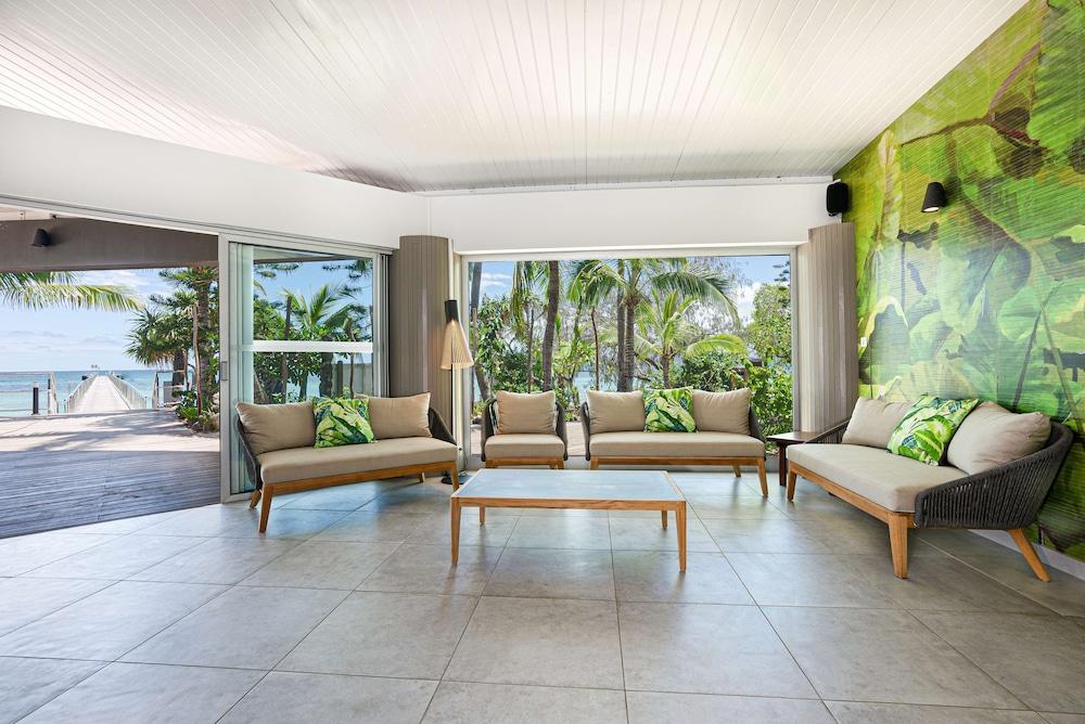 DoubleTree by Hilton Noumea Ilot Maitre Resort
