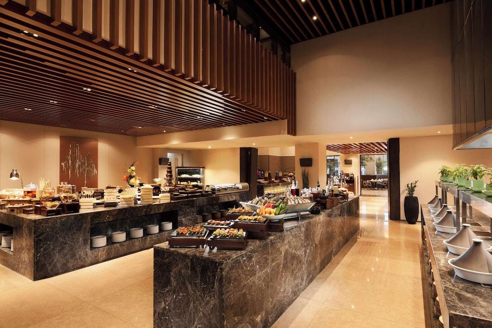 Hilton Clark Sun Valley Resort