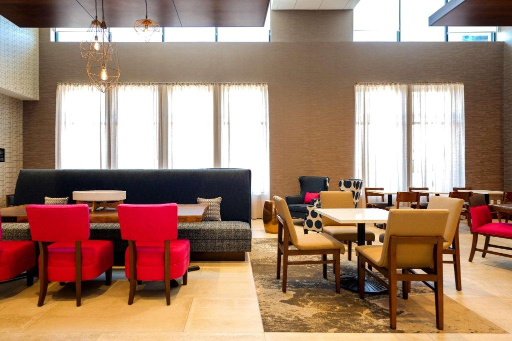 Hampton Inn & Suites Aurora South Denver