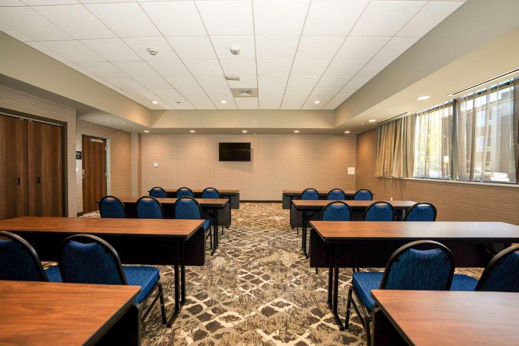 Hampton Inn & Suites Aurora South Denver