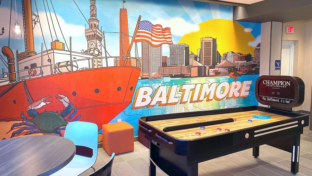 Tru by Hilton Baltimore Harbor East