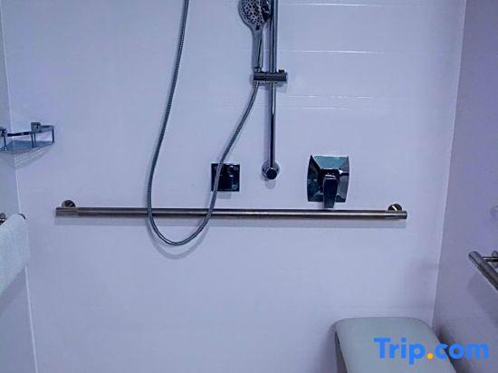 Hampton Inn North Attleboro