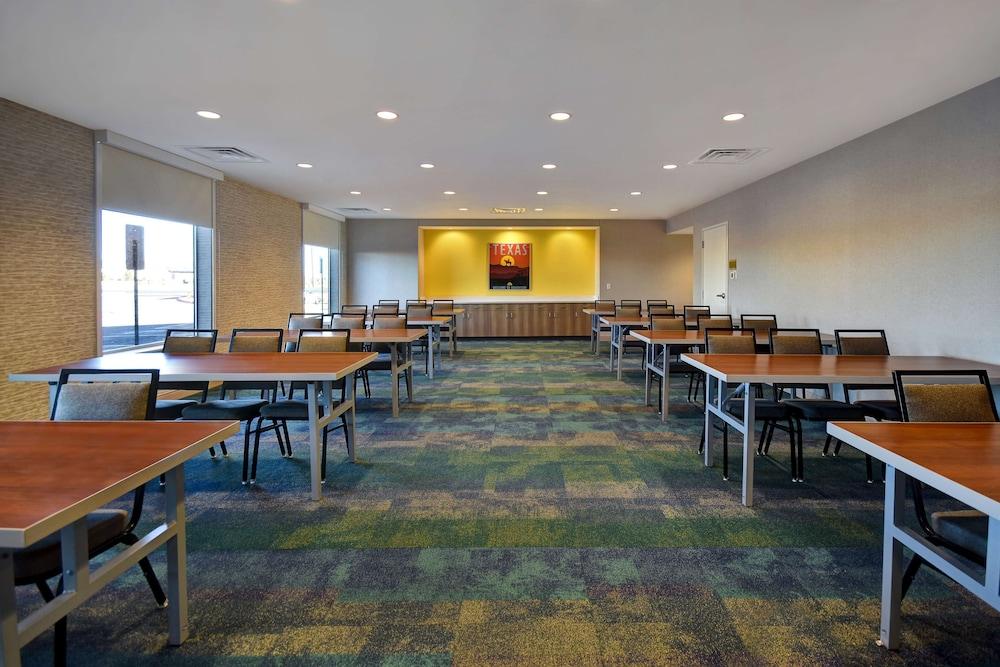 Home2 Suites By Hilton Odessa