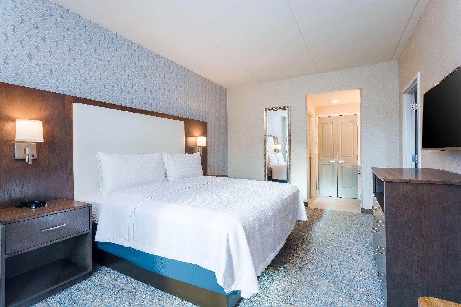 Homewood Suites by Hilton Reston