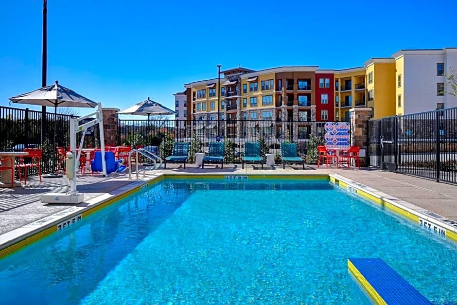 Tru by Hilton Dallas Rockwall