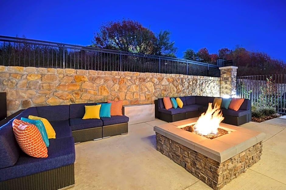 Tru by Hilton Dallas Rockwall