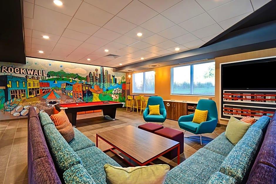 Tru by Hilton Dallas Rockwall