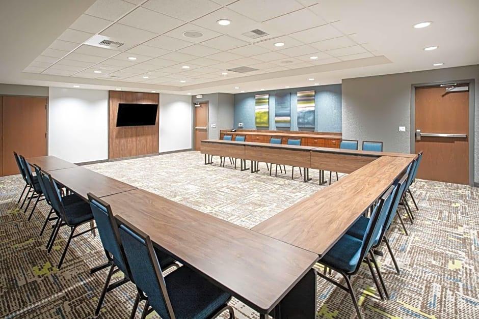 Hampton Inn And Suites Watsonville