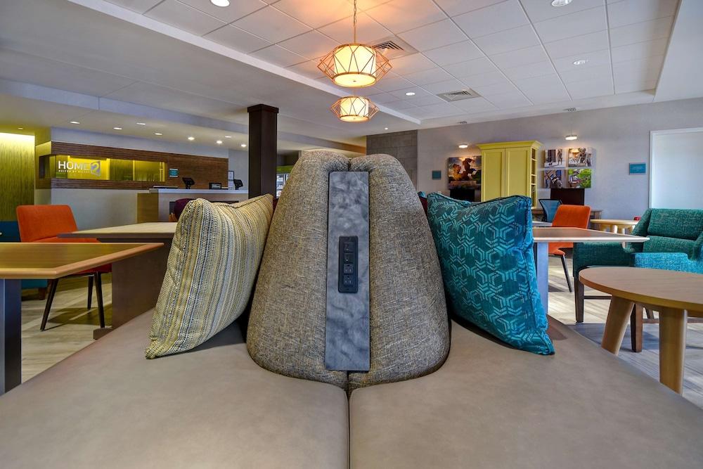 Home2 Suites by Hilton Wichita Downtown Delano