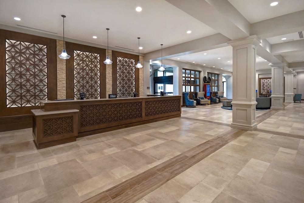 Homewood Suites by Hilton Orlando at Flamingo Crossings Town Center