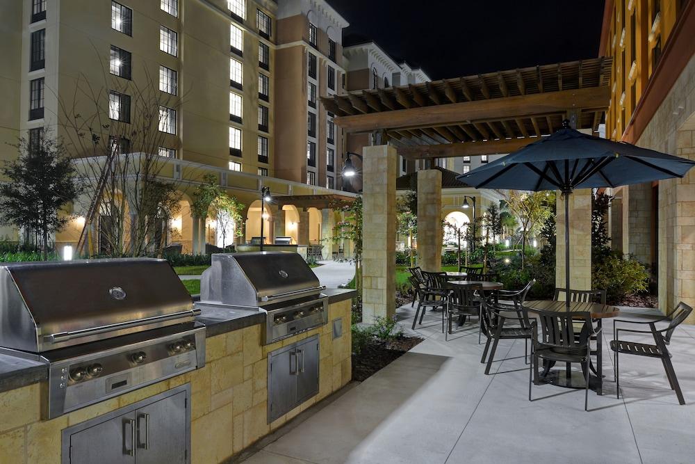 Homewood Suites by Hilton Orlando at Flamingo Crossings Town Center